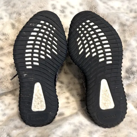 ✨ADIDAS YEEZY BOOST 350 V2 &quot;YECHEI&quot; MENS SZ 8 SNEAKERS! EXCELLENT CONDITION✨