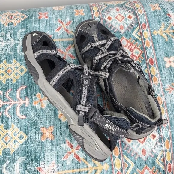 Ahnu Black Gray Sandal Men Shoe