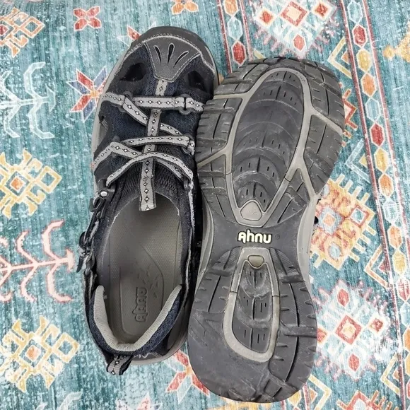 Ahnu Black Gray Sandal Men Shoe