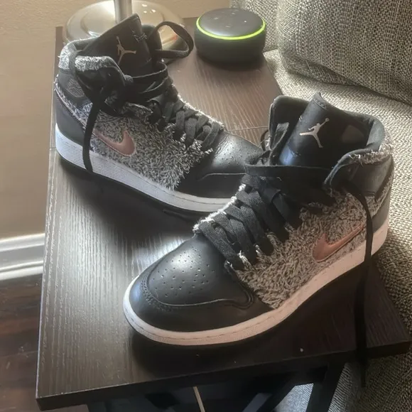Air Jordan 1 Retro High GSFleece Gray Rose GoldYouth 5