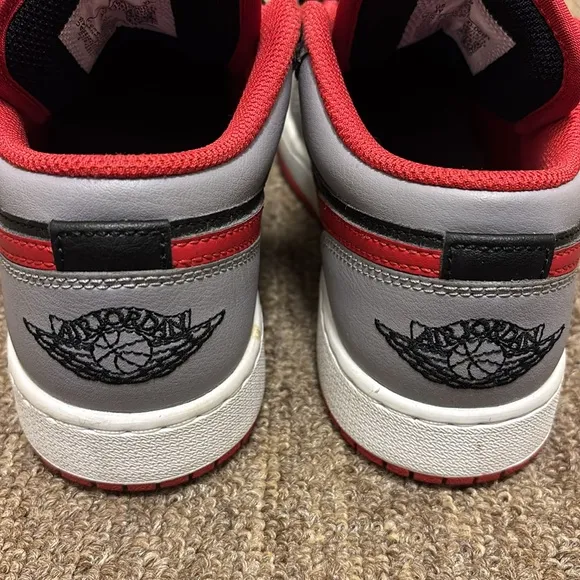 Air Jordan 1 sneakers.  Big boys size 4Y
