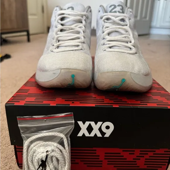Air Jordan XX9 ASW Sneakers Box