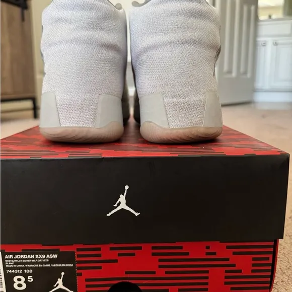 Air Jordan XX9 ASW Sneakers Box