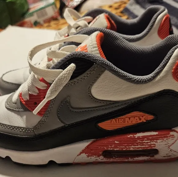 Air Max 90 Leat (GS)white medium grey infrared cool grey sneakers