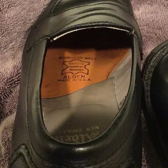 Alden Men's Black Leather Loafers9695F size 7/D  used conditions calfskin