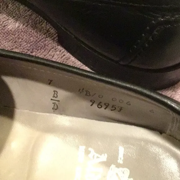 Alden Men's Black Leather Loafers9695F size 7/D  used conditions calfskin