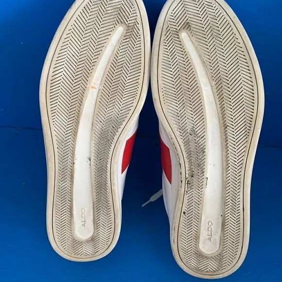 ALDO Hearts SNEAKERS Preowned 12