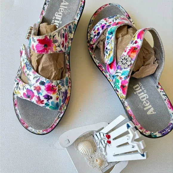 Alegría by PG lite women’s floral sandals
