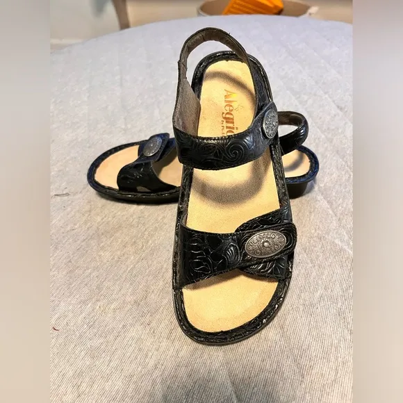 ALEGRIA Vienna Cowgirl Tar Black Sandals Sz 37 US 7-7.5 Adj Straps
