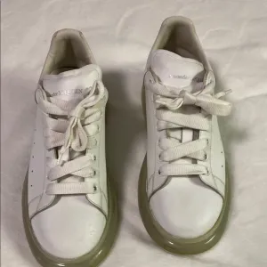 Alexander McQueen Oversized Men’s White Sneakers Size 41 (8)
