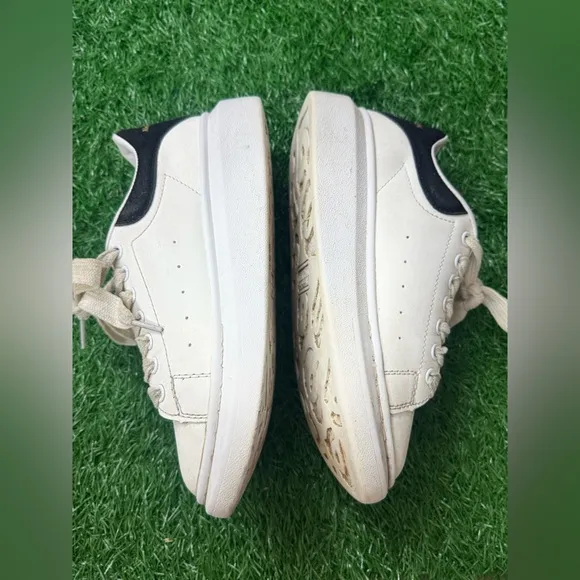 Alexander McQueen Unisex White and Black Sneakers Size 38