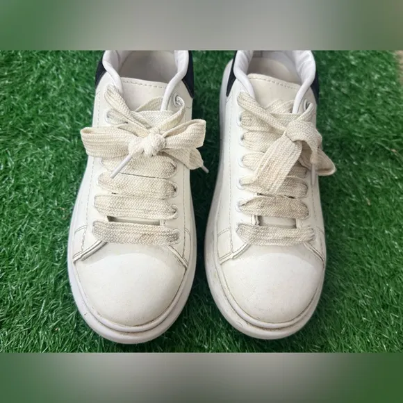 Alexander McQueen Unisex White and Black Sneakers Size 38
