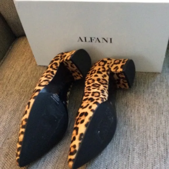 Alfani Leopard Print Shoes Size 7 NIB