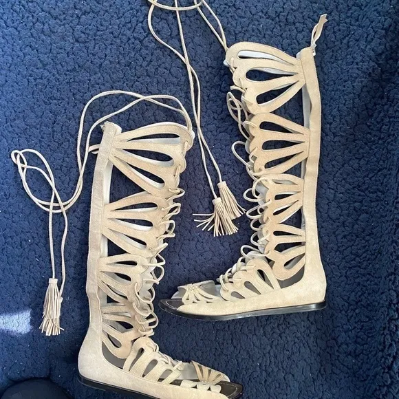 Alice &amp; Olivia Ivory Suede Lace Up Tall Sandals Size 38