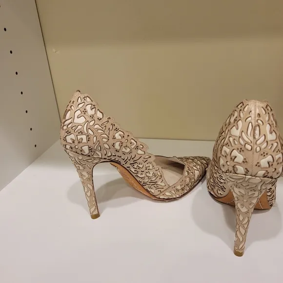 Alice   Olivia Laser Cut Heels