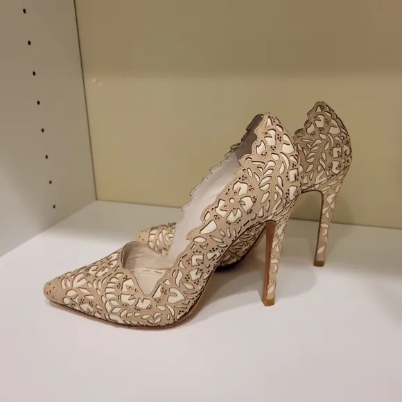 Alice   Olivia Laser Cut Heels