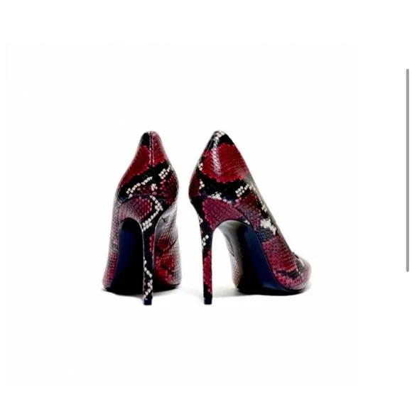 Alice   Olivia Snake Skin Heels- 8,8.5,9