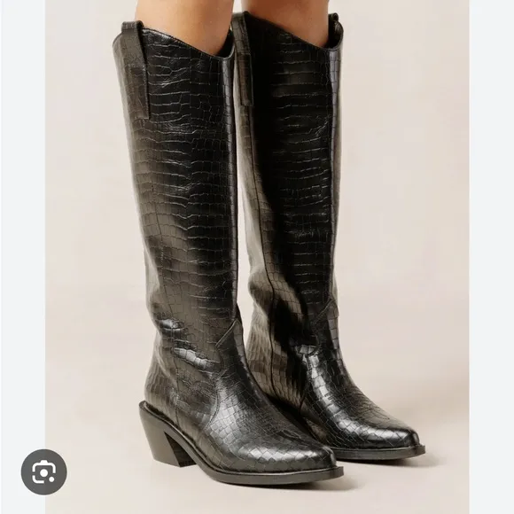 Alohas Mount Black Croc-Embossed cowboy Knee-High Boots