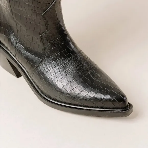 Alohas Mount Black Croc-Embossed cowboy Knee-High Boots