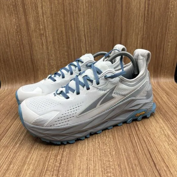 Altra Olympus 5 White Blue Gray Athletic Running Shoes Sneaker Women’s 10.5 READ
