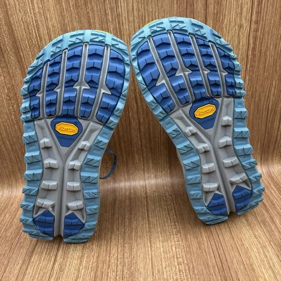 Altra Olympus 5 White Blue Gray Athletic Running Shoes Sneaker Women’s 10.5 READ