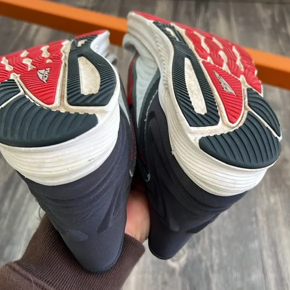 Altra Running Shoes Torin 6 - gray and Red