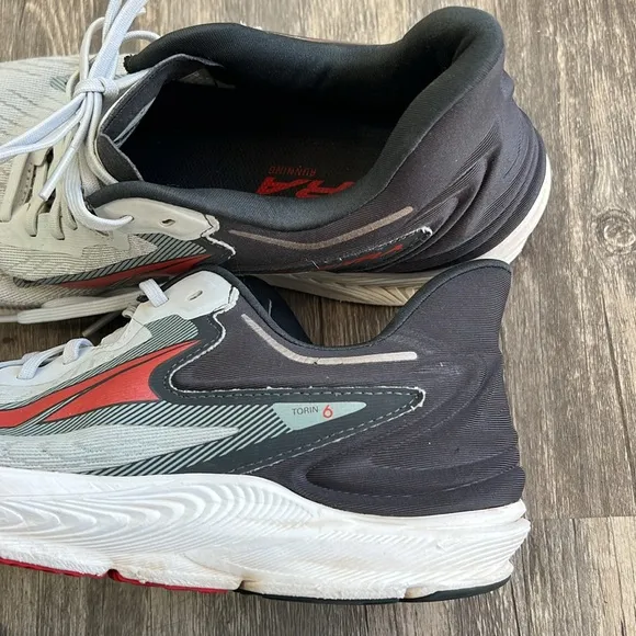 Altra Running Shoes Torin 6 - gray and Red