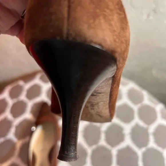 Amalfi Brown Leather Pointed-Toe Heels