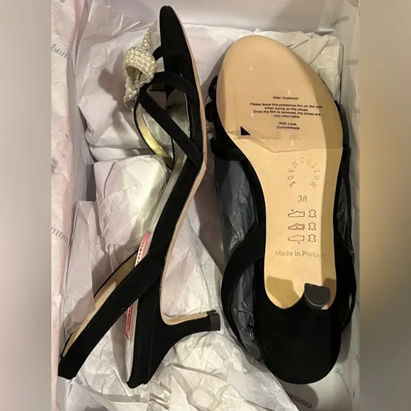 ANTHROPOLOGIE Black Velvet Pearl Bow Shoes 38 7 7.5 Kitten Heels HOST PICK NEW