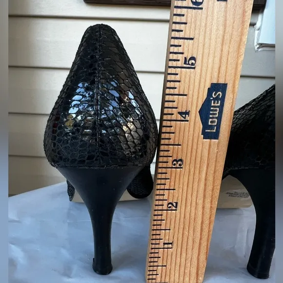 Anthropologie  Seychelles Black High Heels Size 8