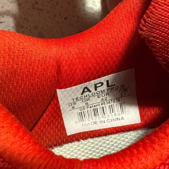 APL Athletic Propulsion Lab M9/W10.5 TechLoom Pro Running Sneakers Red like new