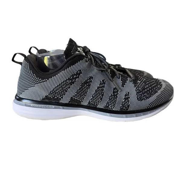 APL Techloom Pro Knit Running Shoes Size 11