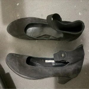ARCHE LN Mary Jane Suede Heels Shoes Black Low Heel EU 41/ 10
