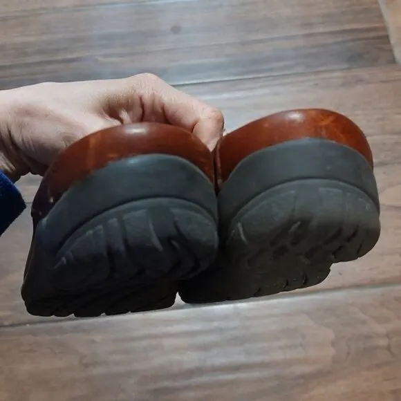 Ariat 7.5 leather brown slip on shoes flats clogs