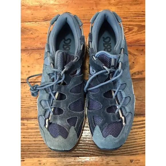 ASICS Gel-Mai Lace Up  Men 8.5 Sneakers Shoes Casual  Blue suede H812L EUC
