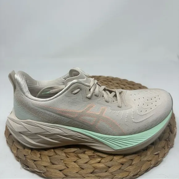 ASICS Novablast 4 Running Shoes Oatmeal Moonrock Size 9.5 Women's