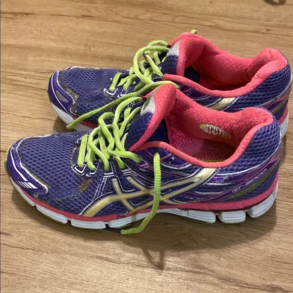 ASICS T2K7N Running Shoes