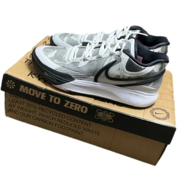 Athletic Unisex Black and White Stripe Sneakers NEW