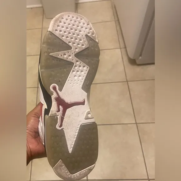 Authentic Air Jordan 6 Retro (GS) Sneakers 👟