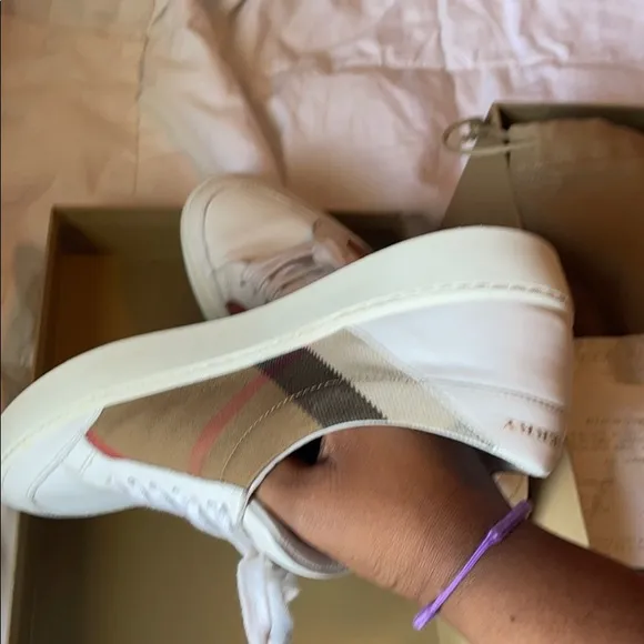 Authentic Burberry low top sneakers