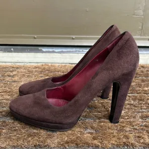 Authentic Prada Chocolate Brown Suede Pumps Sz 38 Italian Luxury Heels