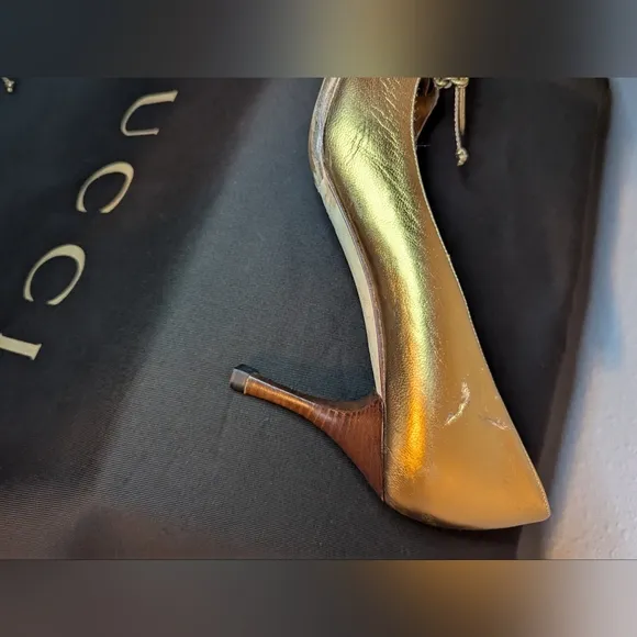 Authentic Vintage Gucci Gold Bow Women's Heels Size 7B