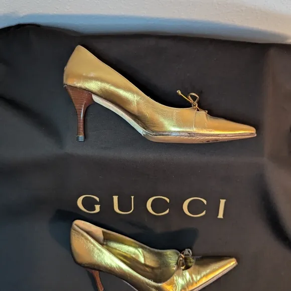 Authentic Vintage Gucci Gold Bow Women's Heels Size 7B