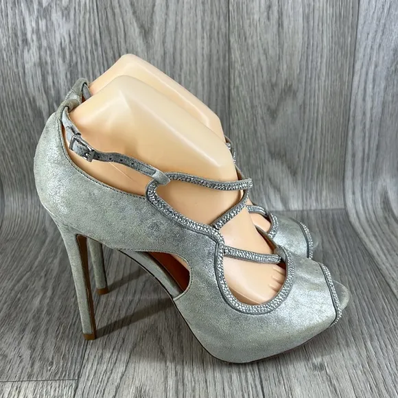 Badgley Mischka Silver Suede Heels