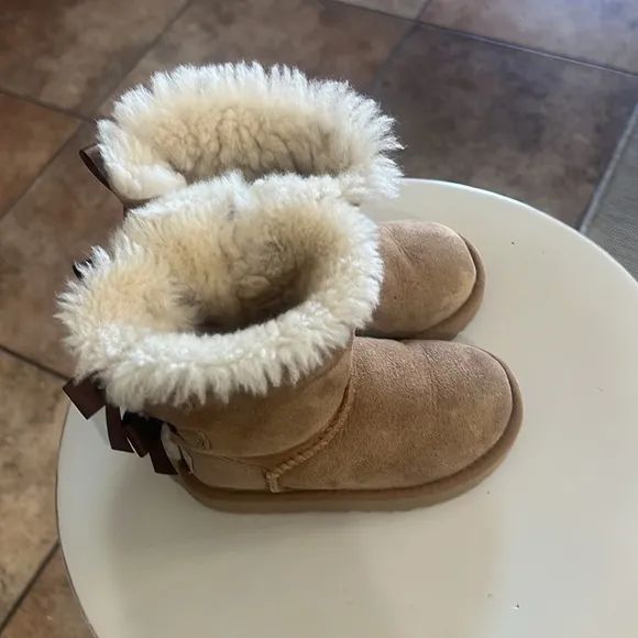 Bailey Bow II Boot great conditions