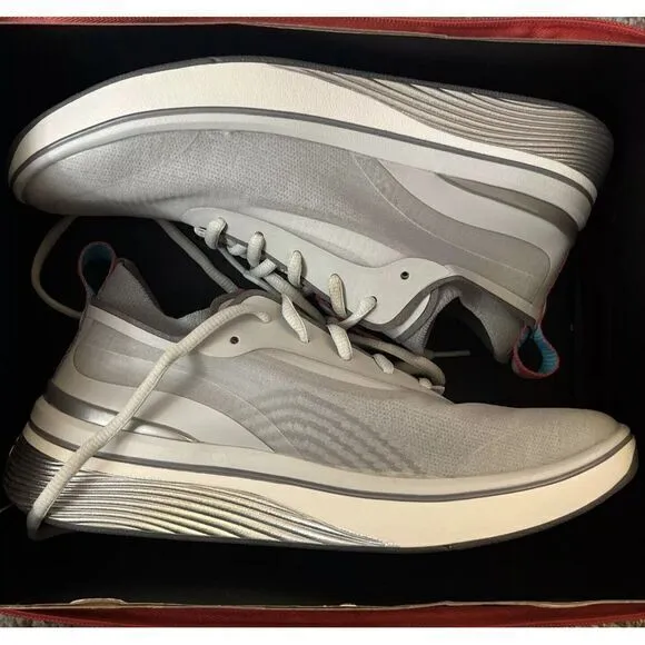 BALA Twelves Athletic Sneakers Sz Women 9 Men 8‎ NWB Shade Gray Unisex Nurse