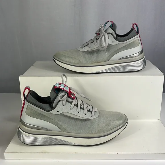 BALA Twelves Flow Gray Unisex Sneakers.