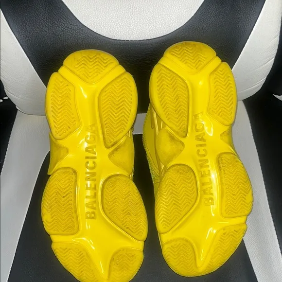 Balenciaga Kids Yellow Sneakers Size 32 US 1