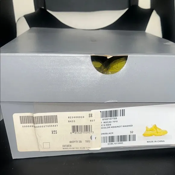 Balenciaga Kids Yellow Sneakers Size 32 US 1