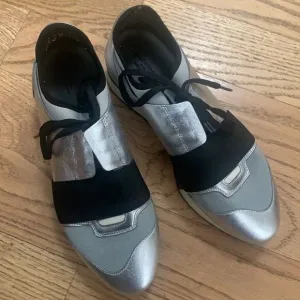 BALENCIAGA RACER SNEAKERS‎ SIZE 8